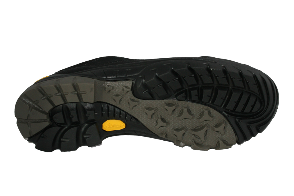 Footwear :: Walking Boots and Shoes :: Kathmandu Walking Shoe